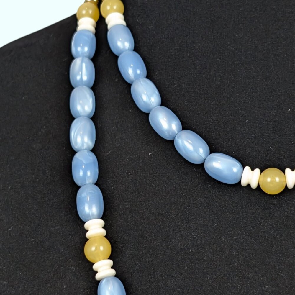 V. Blue & Yellow Lucite Beaded Necklace - Picture 2 of 4